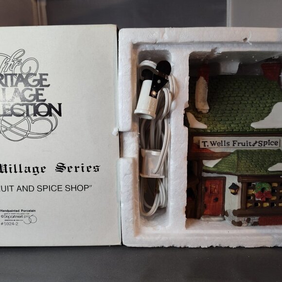 Dept 56 Heritage Village Dickens' Village Series T. Wells Fruit & Spice Shop Box - Picture 7 of 9